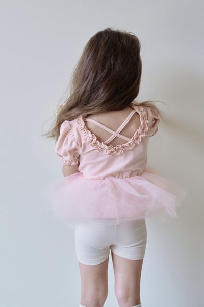 032707花邊造型上衣(兩色)6